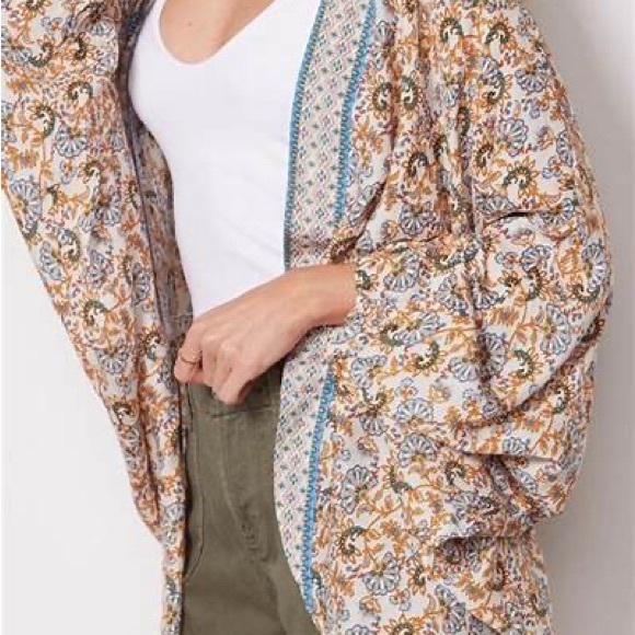 Evereve Margo Paisley Wrap / Swim Cover Up NWT - Picture 2 of 8